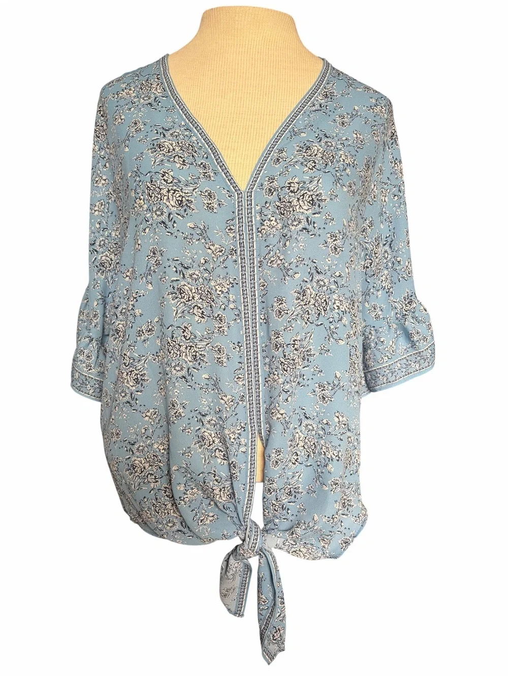 Cottagecore Floral Tie-Front Blouse - Picture 2 of 6